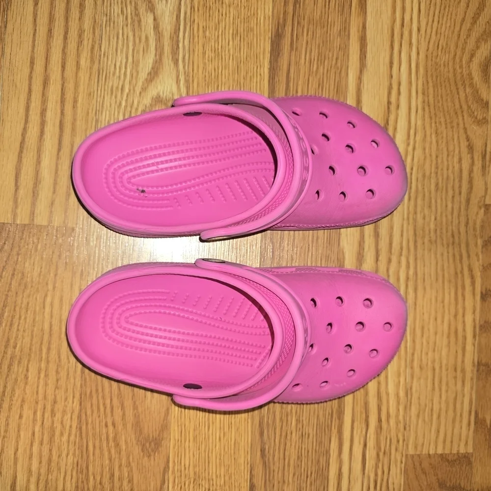 CROCS Kids Sandals - Vibrant Pink